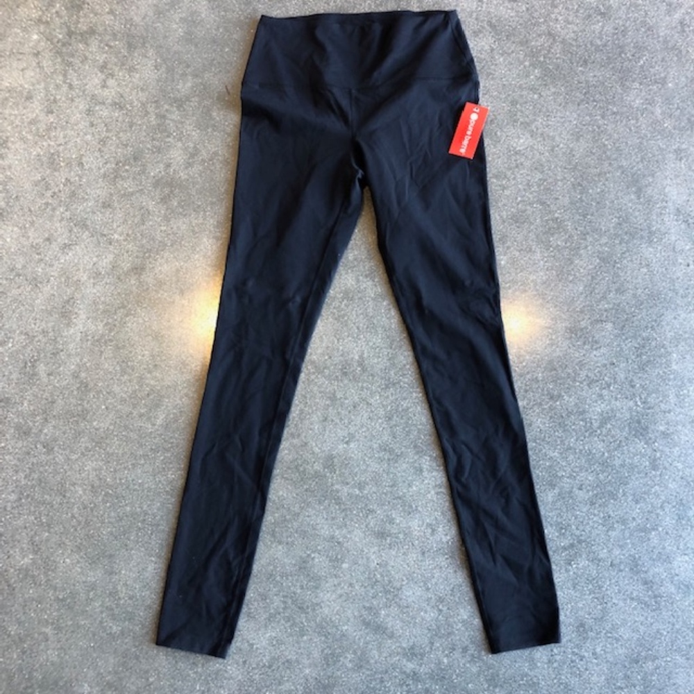 (NWT)  Black Pure Barre legging